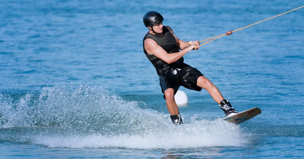 Wakeboard-in-Dubai