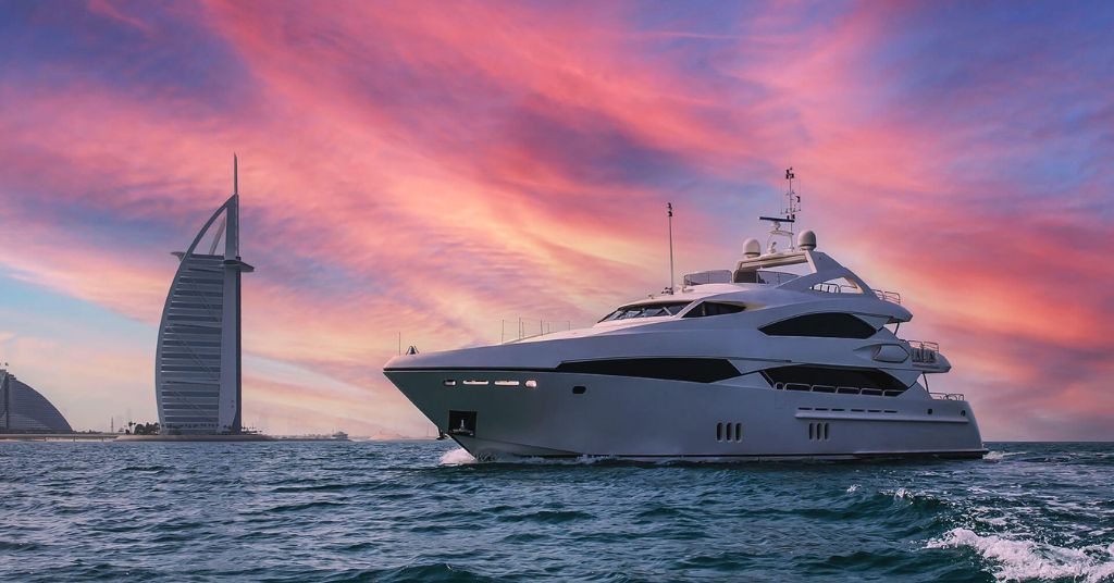 Luxury Yacht Rental Dubai