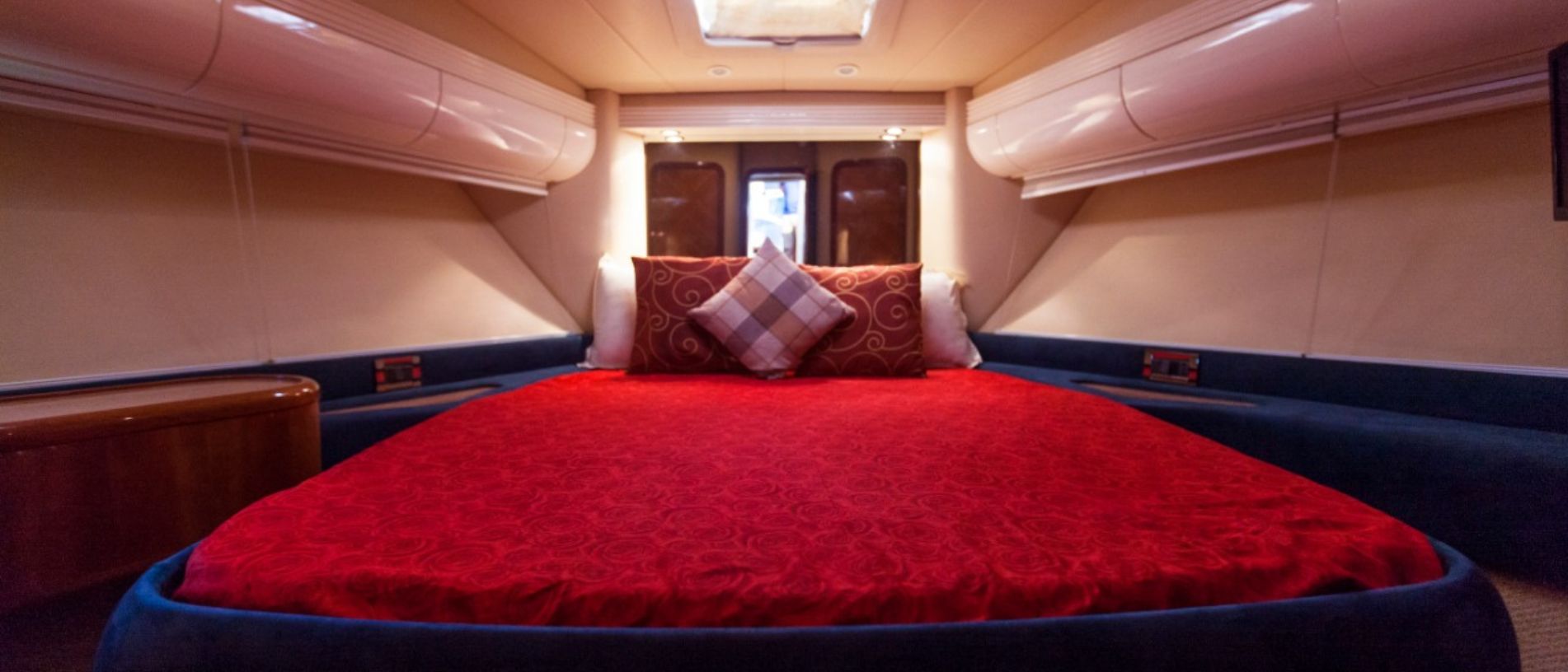 Azimut 52 FT Yacht Bedroom in Dubai