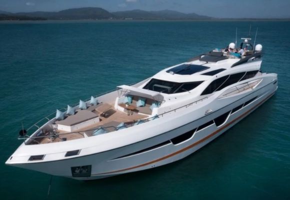 DOLCE VITA 105 FT Yacht Dubai