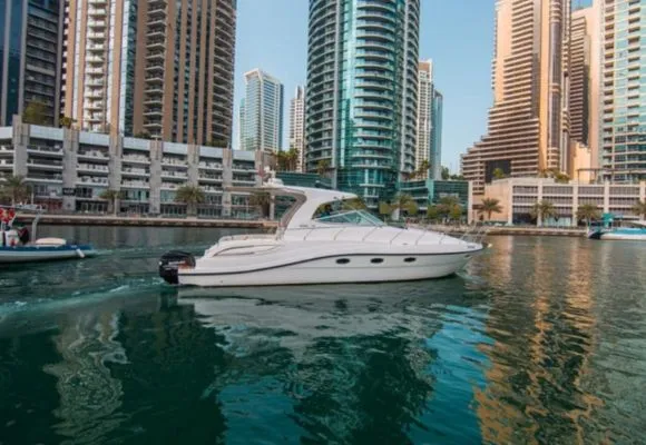 ORYX-39ft-Yacht-Rental-in-Dubai