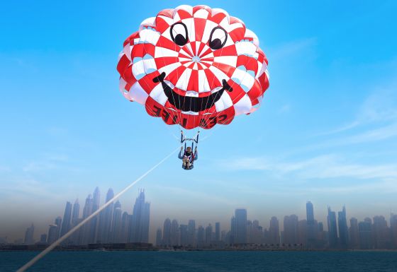 Parasailing in Dubai Marina and Jbr