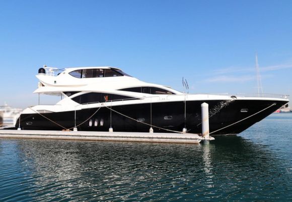 Sun Seeker 90ft Yacht in Dubai